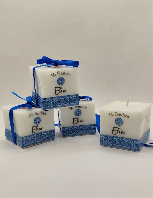 Paquete 10 velas cuadradas. Diseño san Benito