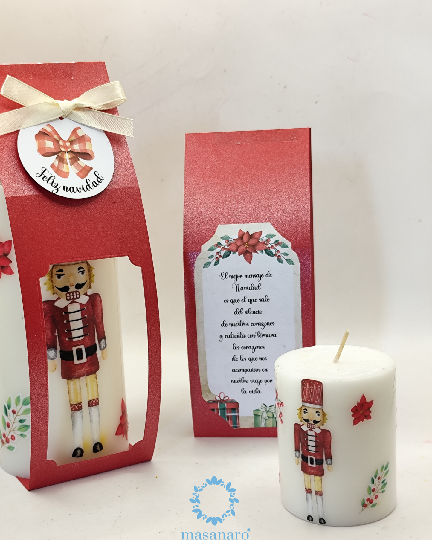 Vela con empaque de cartón. Diseño cascanueces