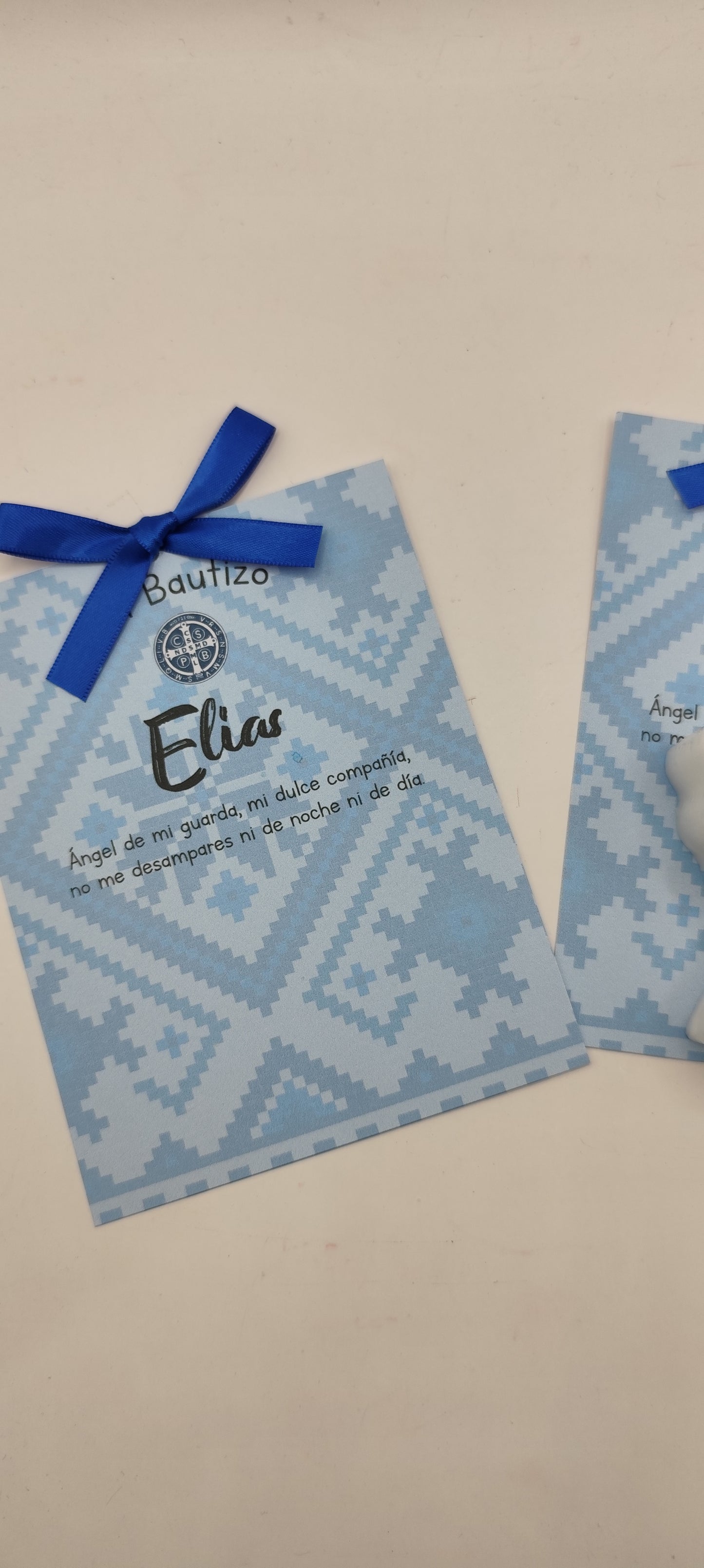 Paquete 10 velas de angelito. Diseño medalla San Benito