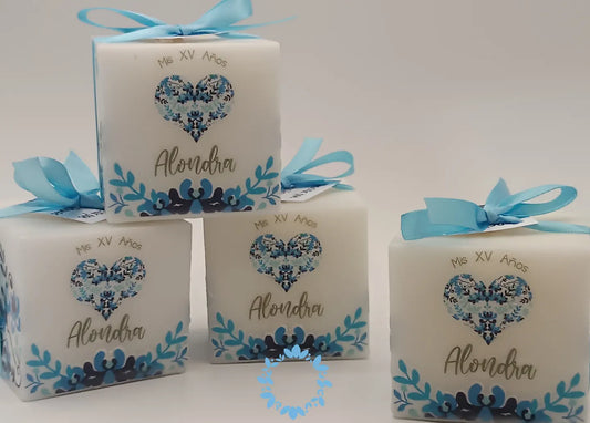 Paq. 10 velas cubo corazón mexicano azul