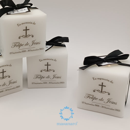 Vela cubo. Diseño clasico aniversario Luctuoso