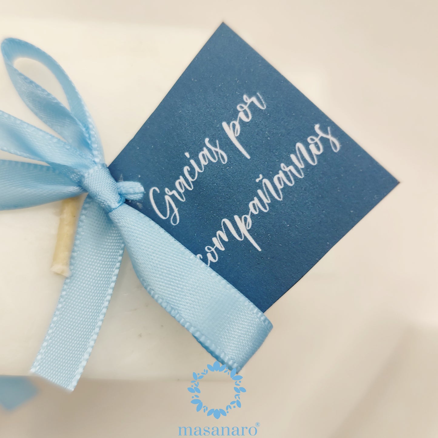 Vela cubo. Diseño azul