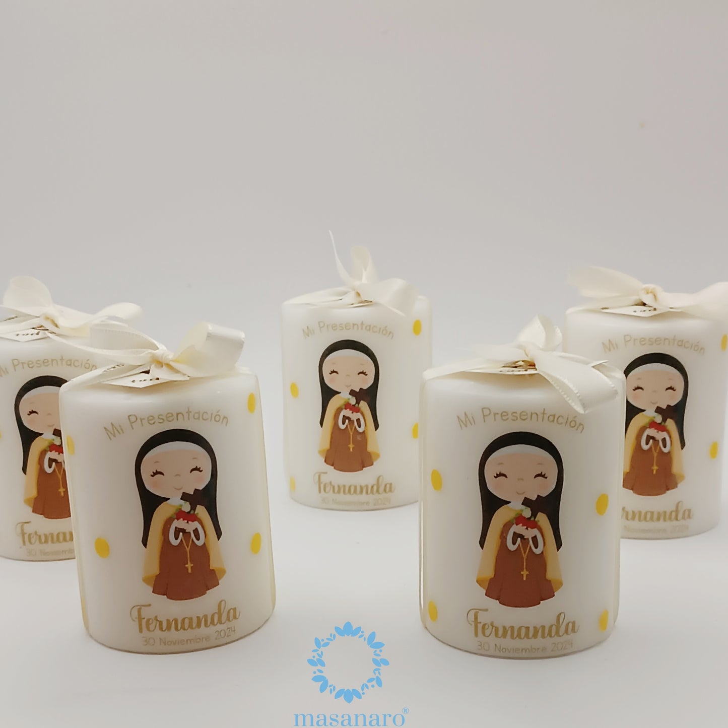 Vela con diseño de Santa Teresita de Jesús