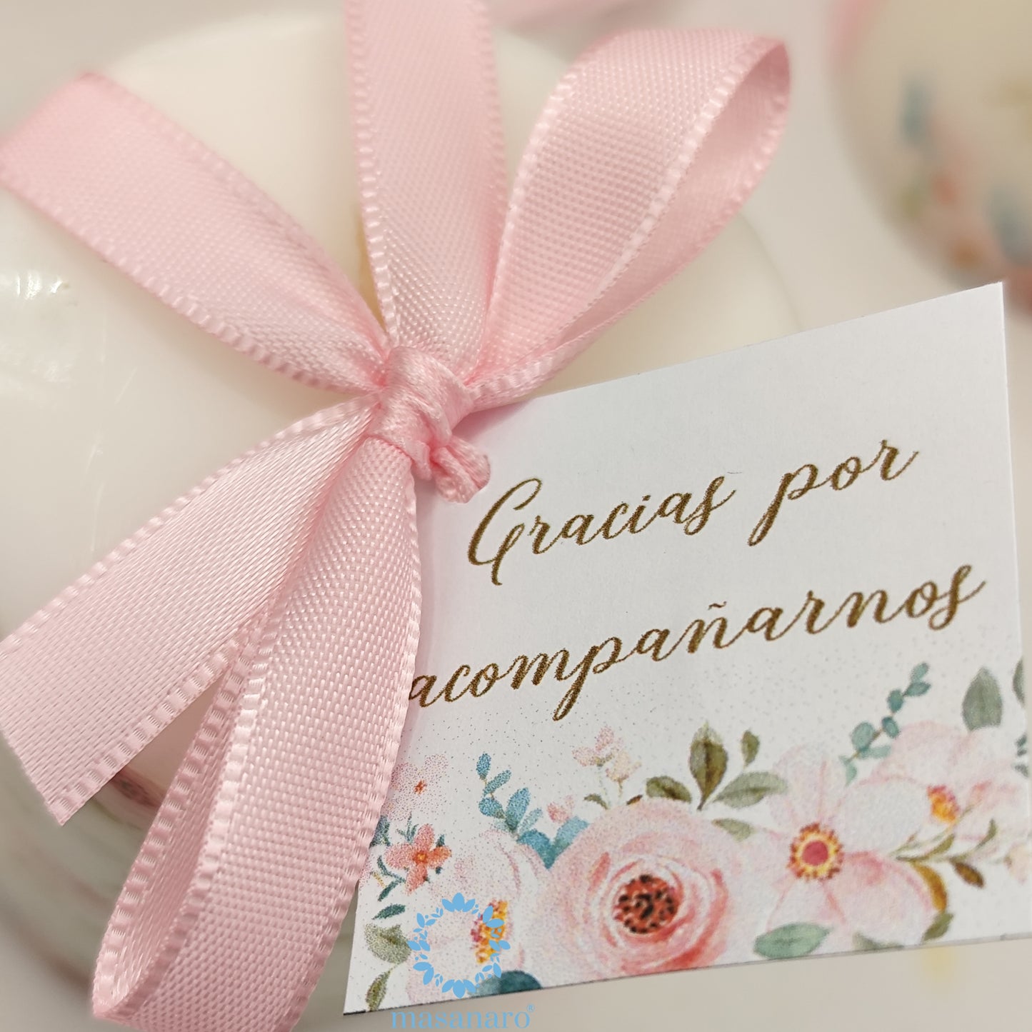 Vela con diseño flores rosas