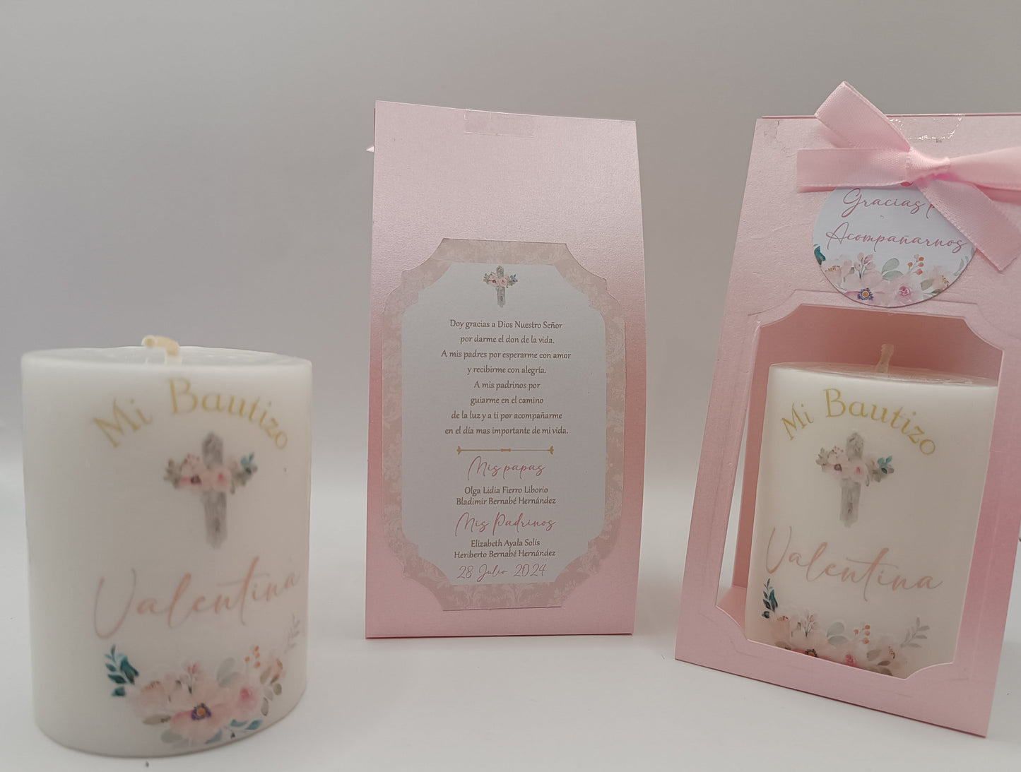 Vela con empaque de carton, Diseño flores rosas