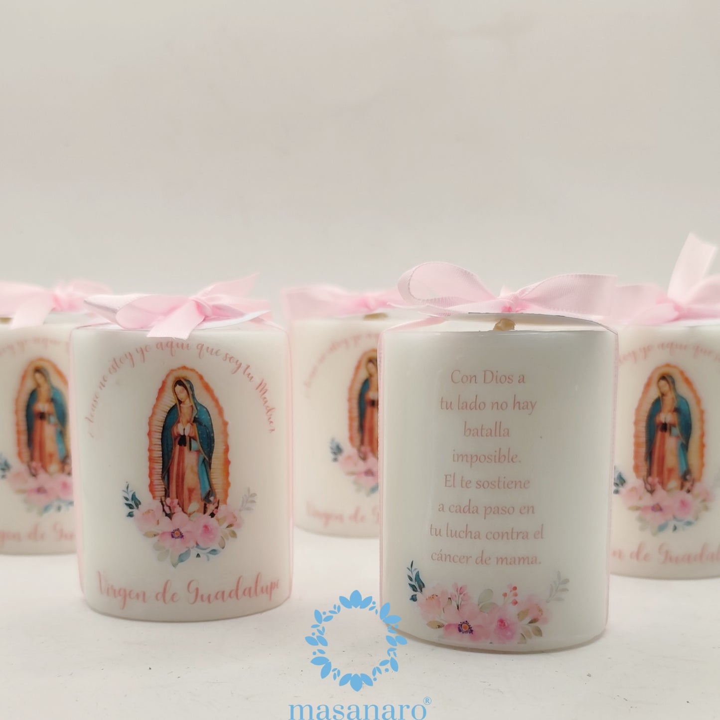 1 Vela.  Diseño virgen de Guadalupe flores rosas