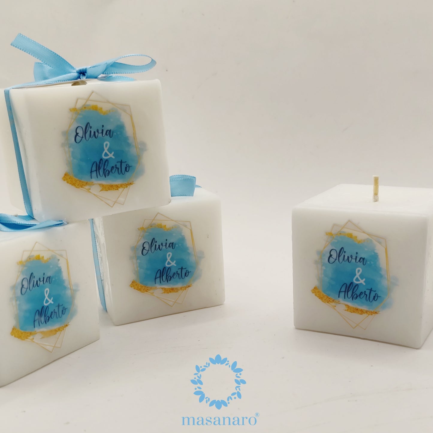 Vela cubo. Diseño azul