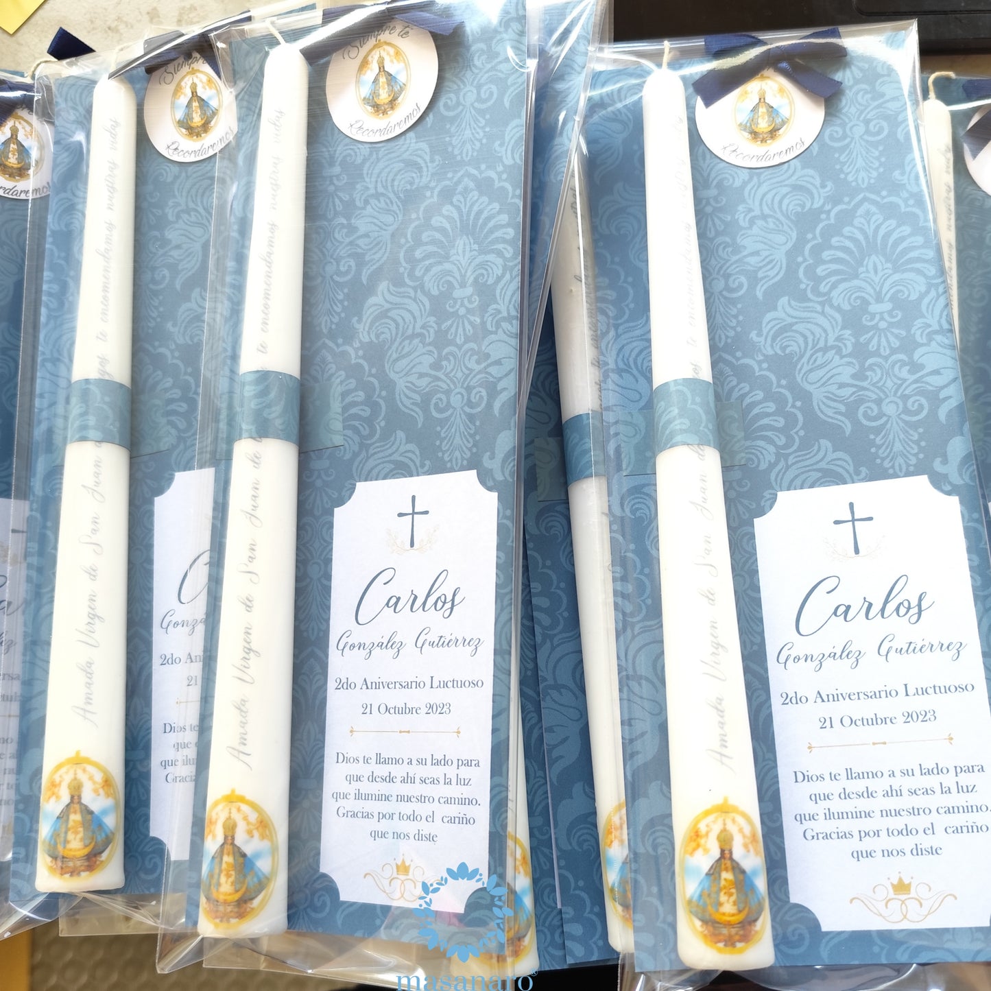 Vela larga con diseño de Virgen de San Juan de los Lagos