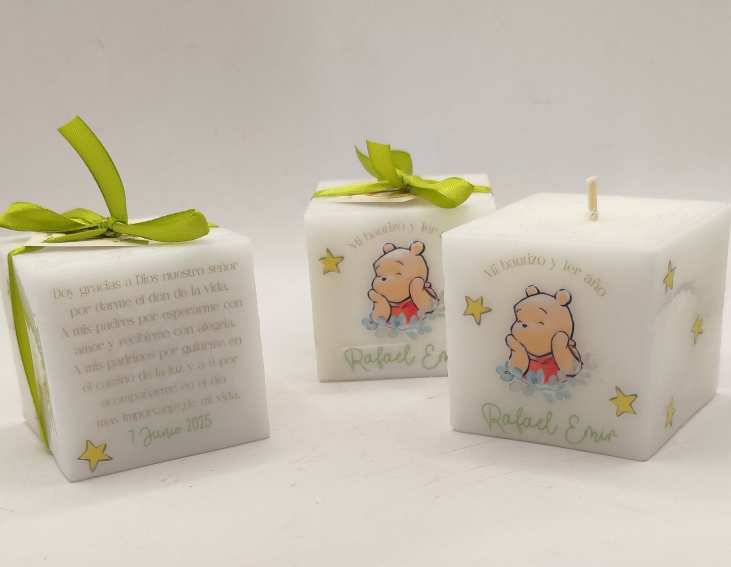 Vela cubo. Diseño Winnie Pooh verde