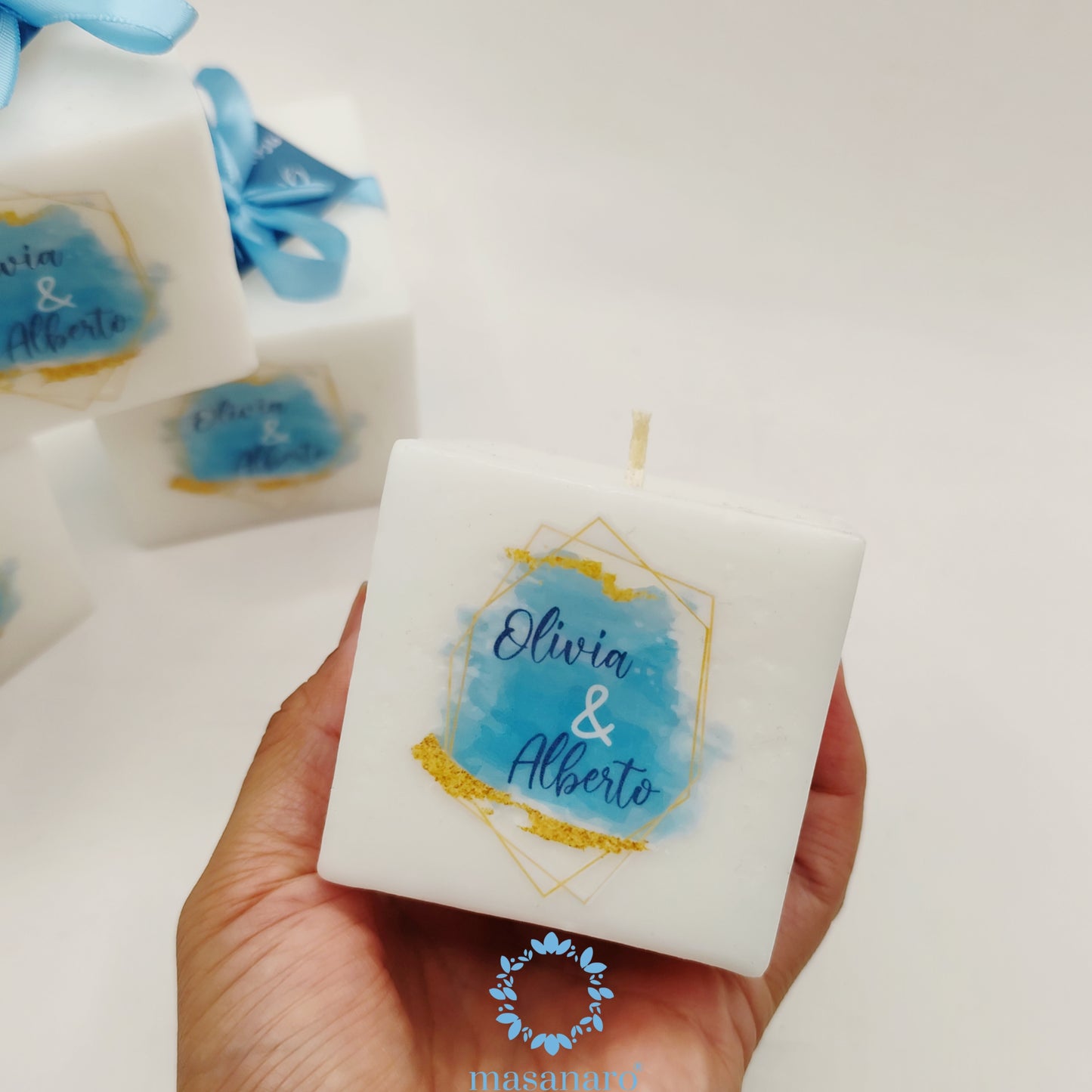 Vela cubo. Diseño azul