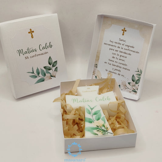 Vela de cruz, Diseño follaje verde