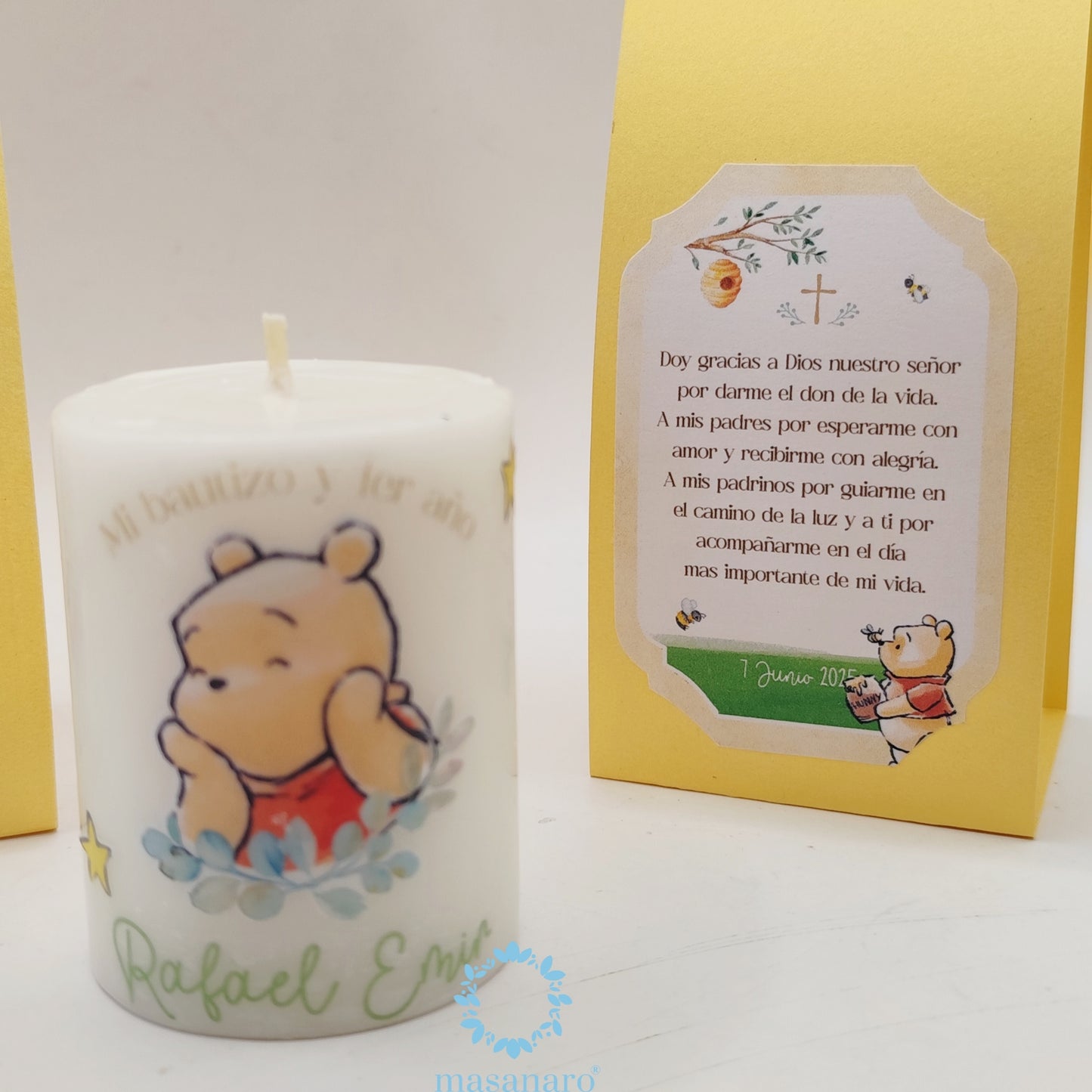 Vela con empaque de cartón. Diseño Winnie Pooh