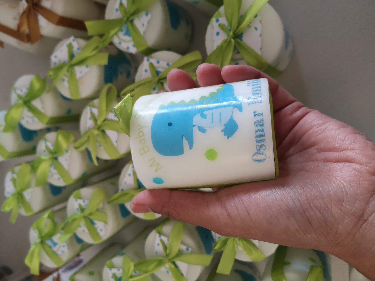 Velas. Diseño dinosaurio bebe