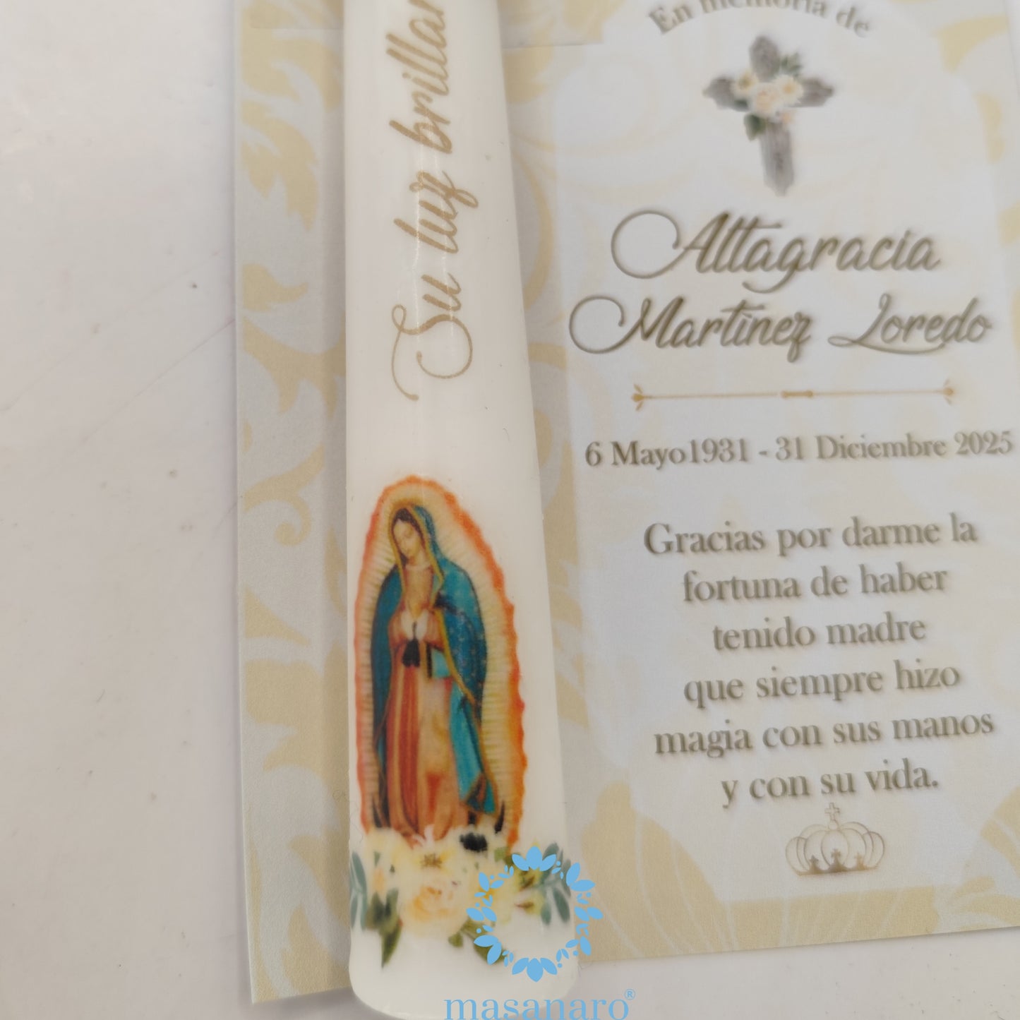 Vela larga con diseño de la virgen de Guadalupe